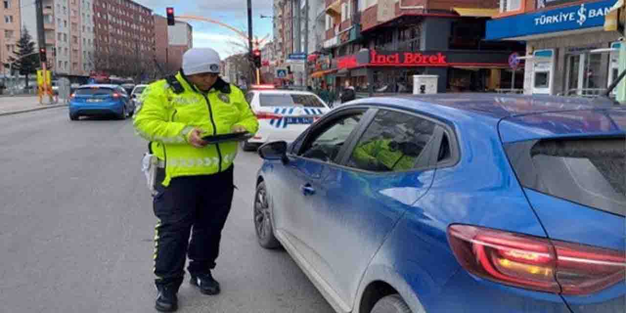Eskişehir’de polis ve jandarmadan sürücülere ceza yağdı