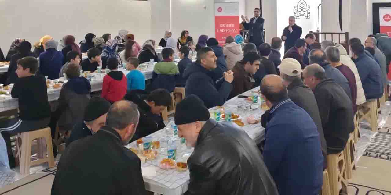 Eskişehir'de engelli vatandaşlar için iftar programı