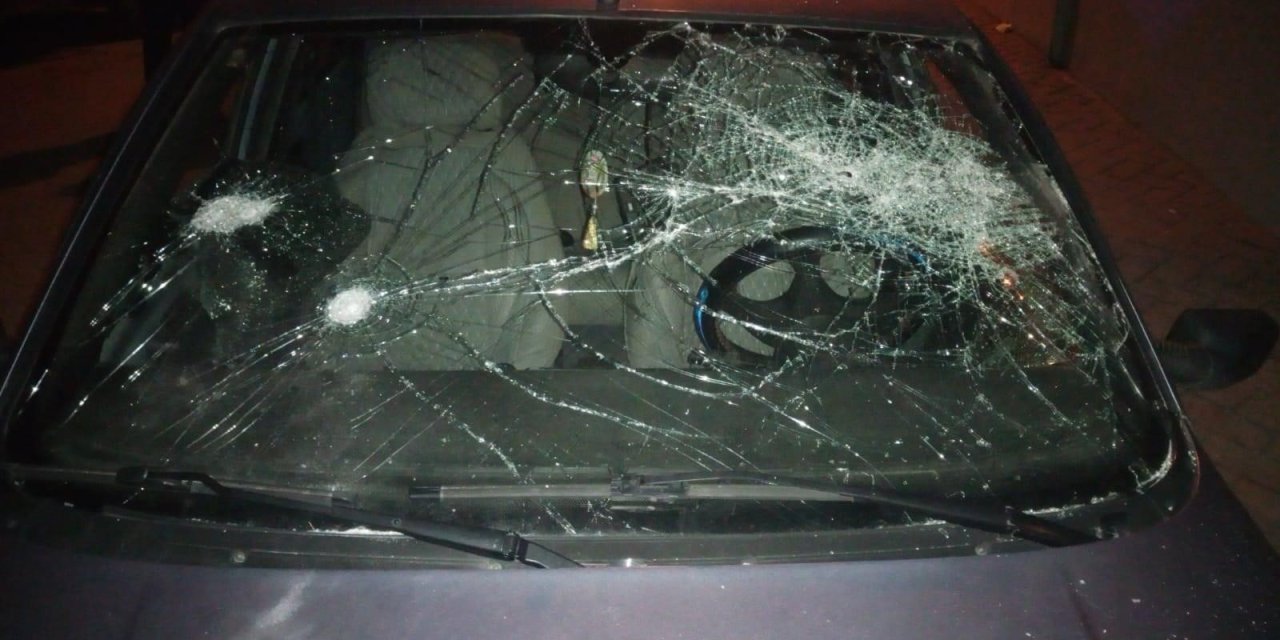 Eskişehir’de sokak kavgasında otomobil zararlı çıktı