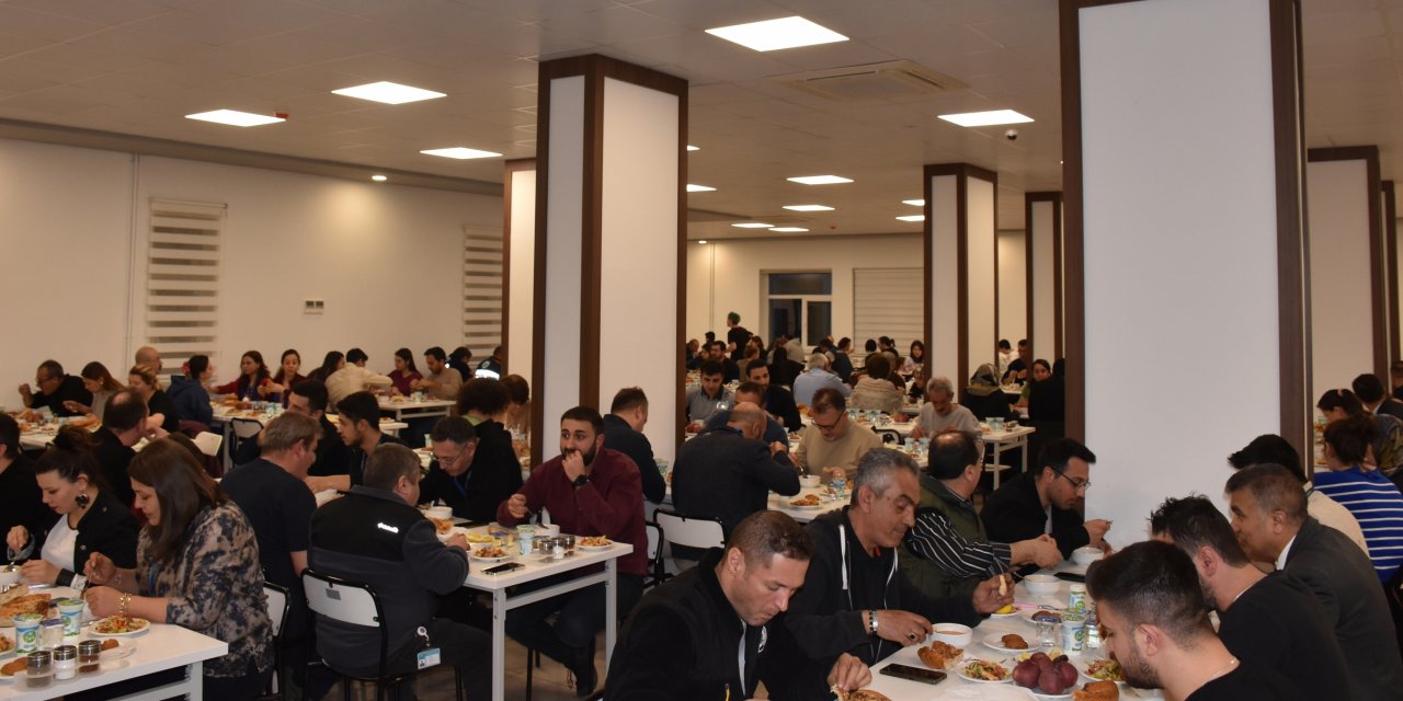ESOGÜ personelleri iftar masasında buluştu
