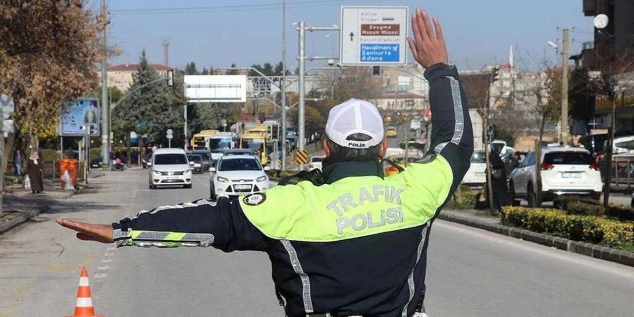 Eskişehir'de bayramda bin 398 trafik personeli görev başında