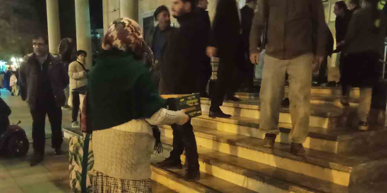 Eskişehir'de dilenciler Kadir Gecesi'nde yasak dinlemedi