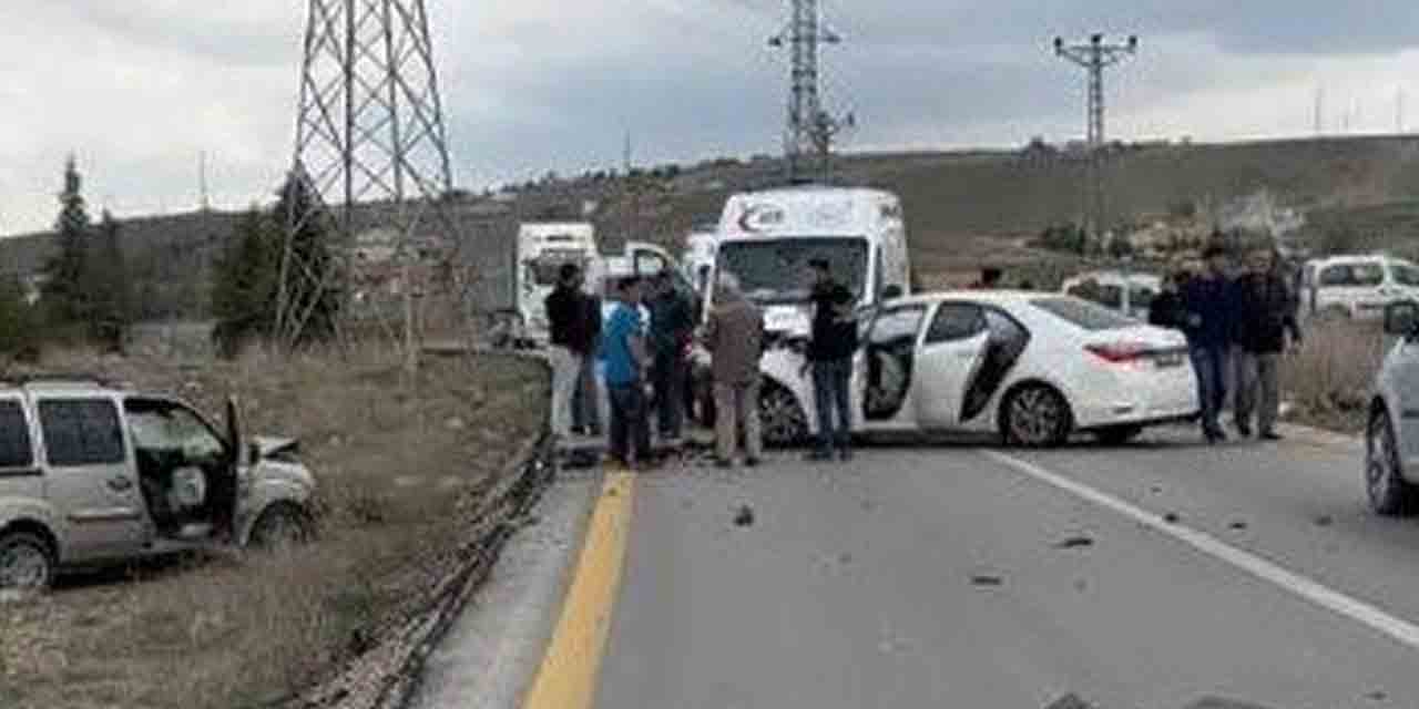 Ankara'da feci kaza: 1'i ağır 5 yaralı