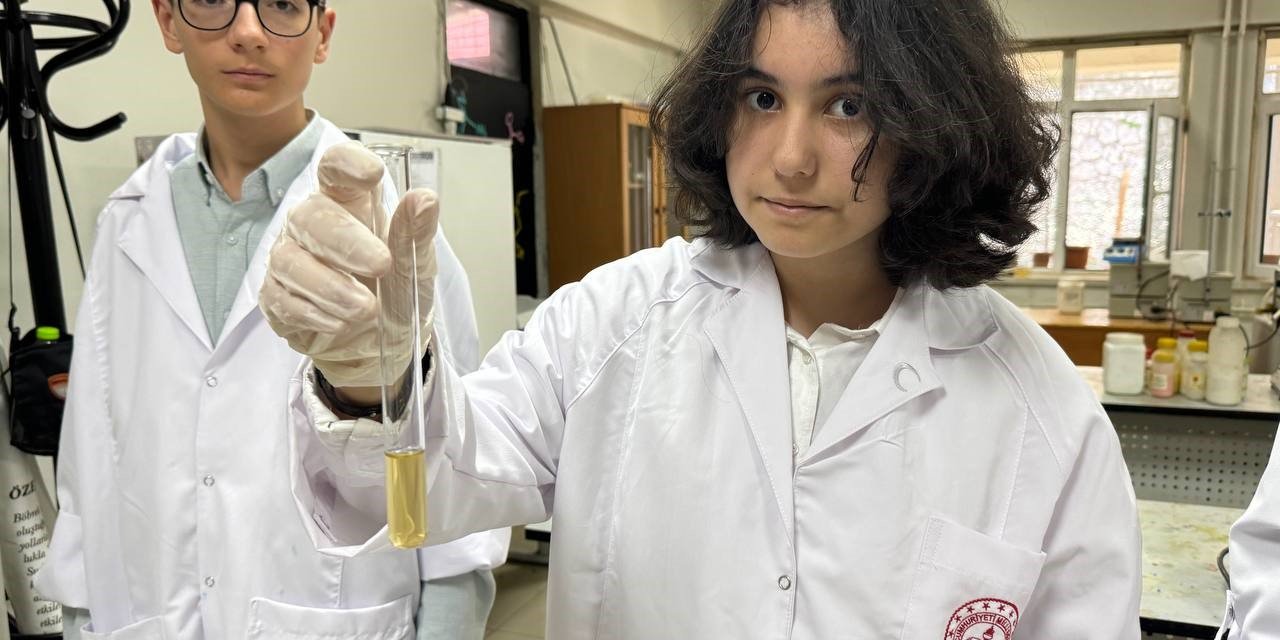 Liseliler geliştirdikleri önemli buluş ile dikkatleri çekti