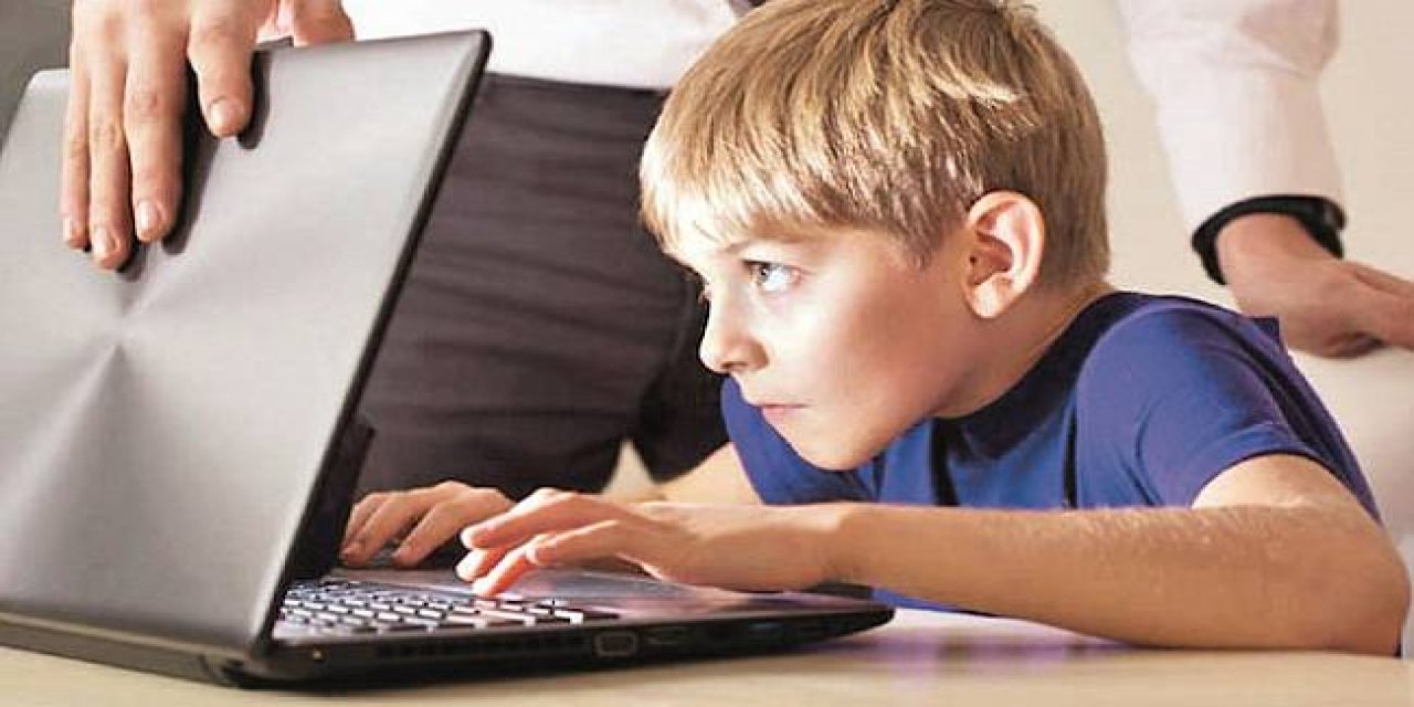 Çocukları dijital ortamdaki tehlikelere karşı koruyorlar