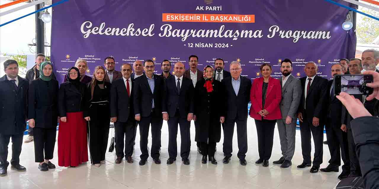 AK Partili Dönmez'den CHP'li başkanlara destek sözü
