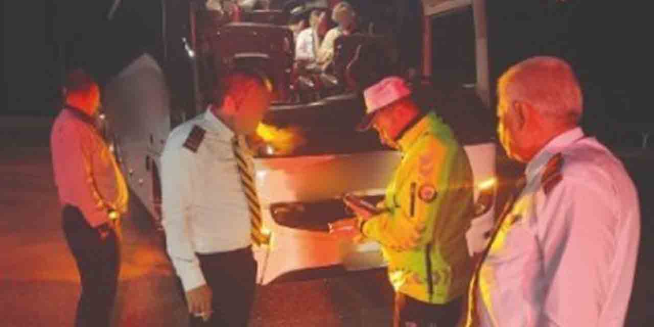 Eskişehir polisinden otobüs şoförü ve yolculara bilgilendirme