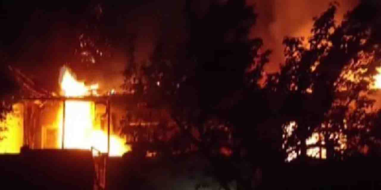 Eskişehir'de korkunç yangın: Müstakil ev yanıp kül oldu
