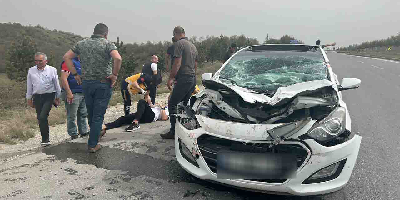 Eskişehir’de otomobil tıra çarptı: 1 yaralı