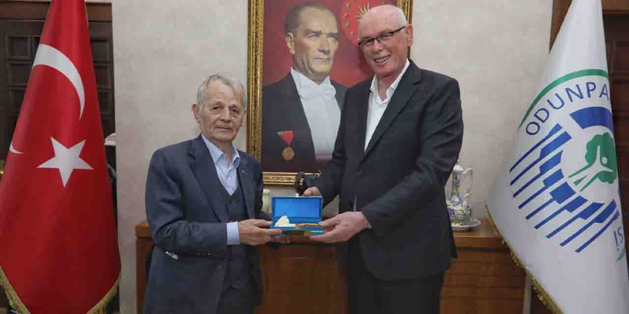 Kırım Tatar Türk halkının liderinden Başkan Kurt'a ziyaret