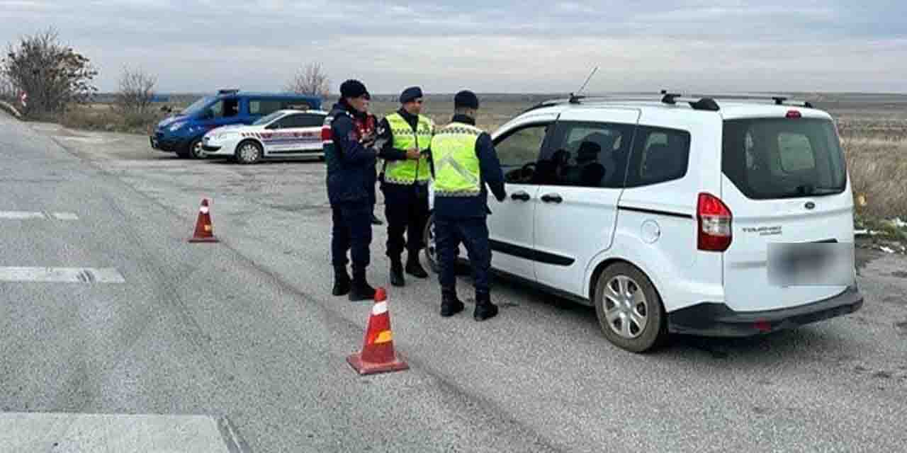 Eskişehir'de trafik kurallarına uymayan sürücülere ceza yağdı
