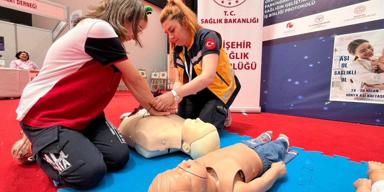 Eskişehir'de vatandaşlara ilk yardım eğitimi programı