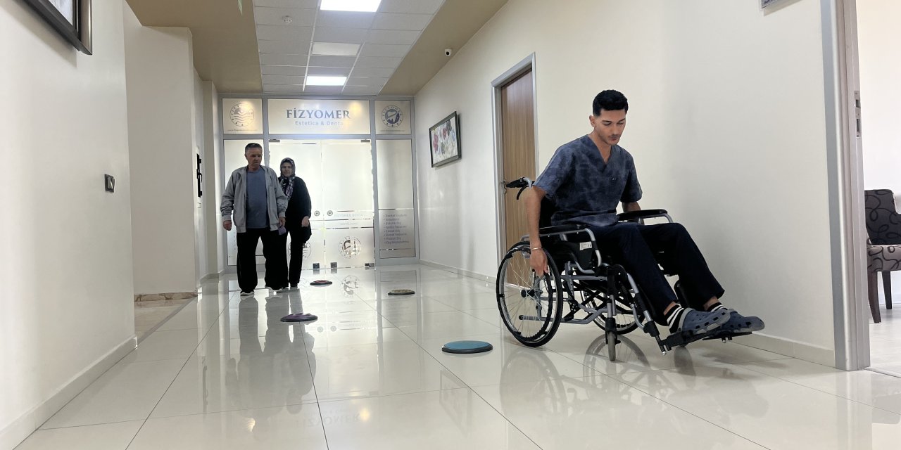 Sağlık çalışanları engelli bireyleri anlamak için çabaladı
