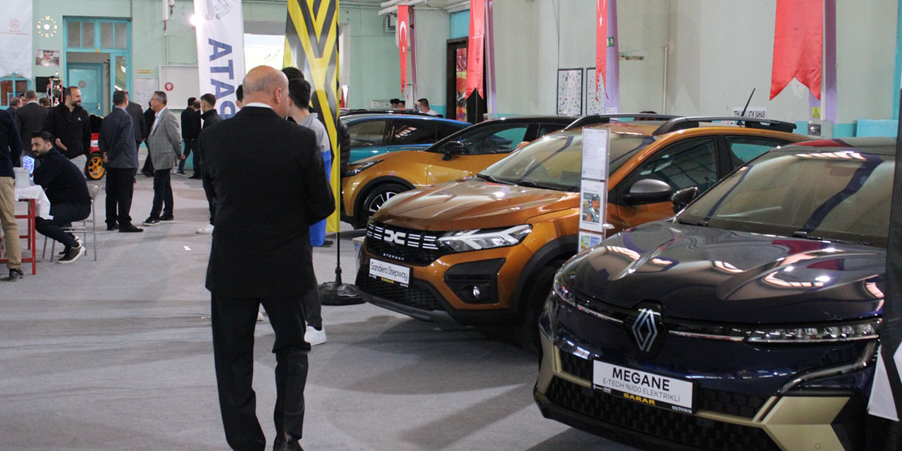 Eskişehir'de "Otomotiv Fuarı" açıldı!