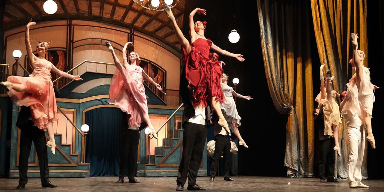 “Muhteşem Gatsby” Eskişehir seyircisini hayran bıraktı