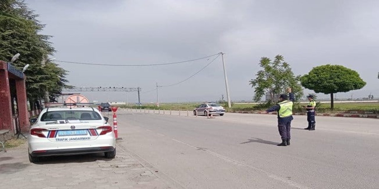 Eskişehir'de jandarmadan hatalı sürücülere dev ceza...