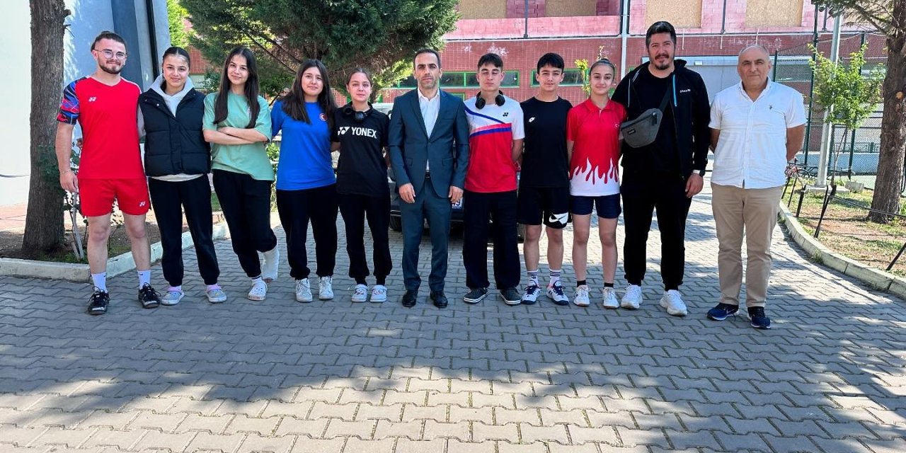 Gençlik ve Spor İl Müdürü Osman Ercan salonları gezdi