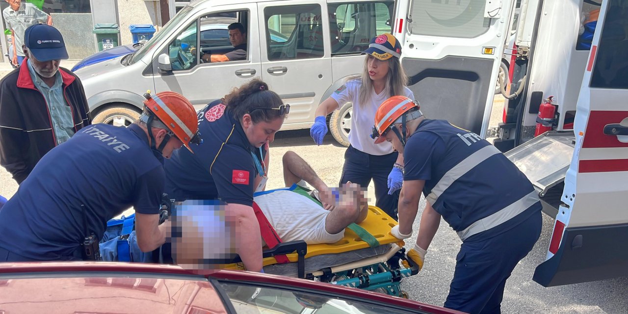 Aldatılan koca ev bastı: Karısıyla yakaladığı adam balkondan atladı