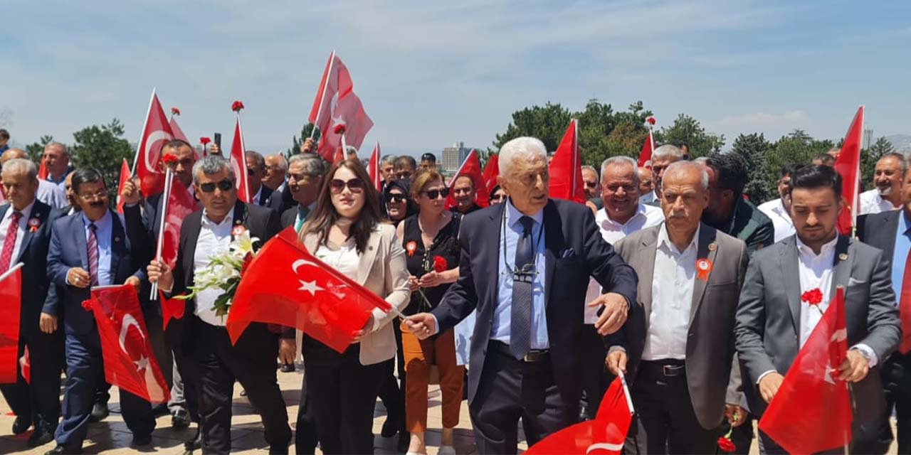 O muhtarlar Eskişehir'i Ankara'da temsil ettiler