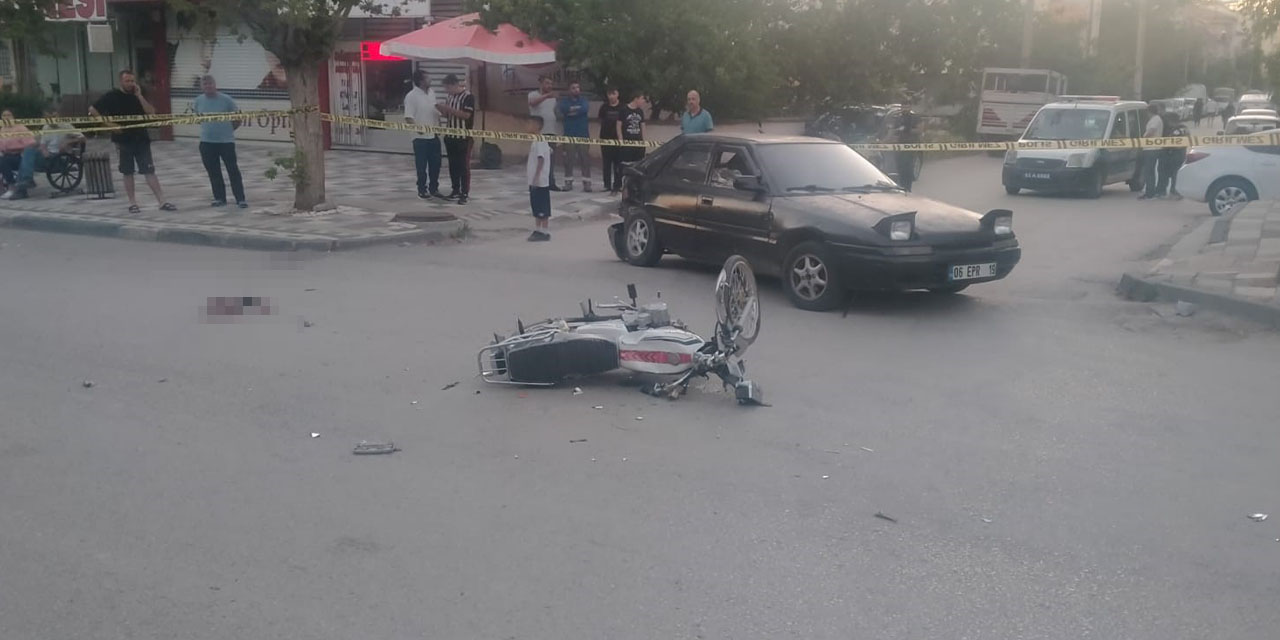Afyon'da feci kaza iki genç ağır yaralandı