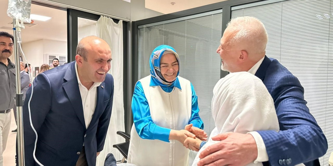 Eskişehir Milletvekili Gürcan, vatandaşla bayramlaştı