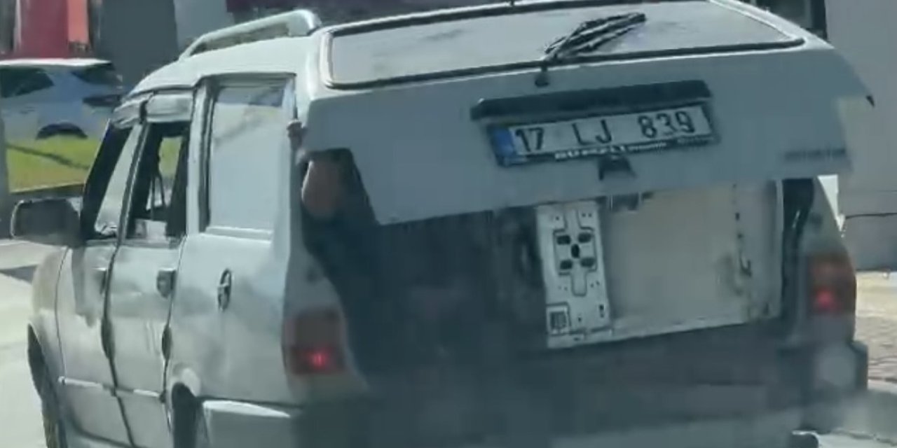 Hem kendisini hem de trafiği böyle tehlikeye attılar