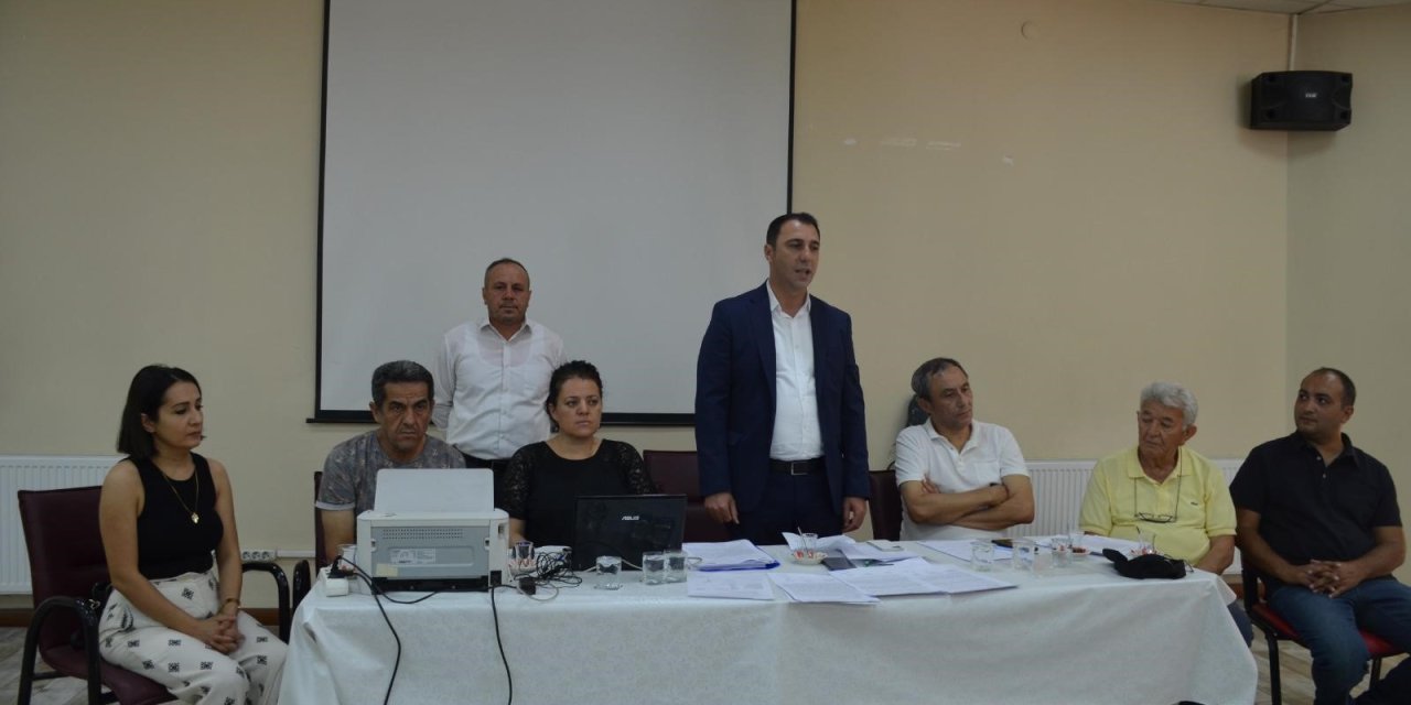 Beylikova Tarımsal Kalkınma Kooperatifi'nin başkanı Hakan Karabacak seçildi