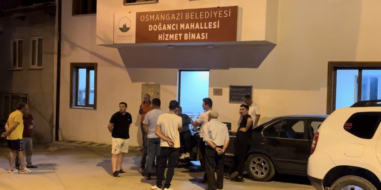 Bursa’da çobanla tarla sahibi tartıştı, aynı aileden 3 kişi ağır yaralandı