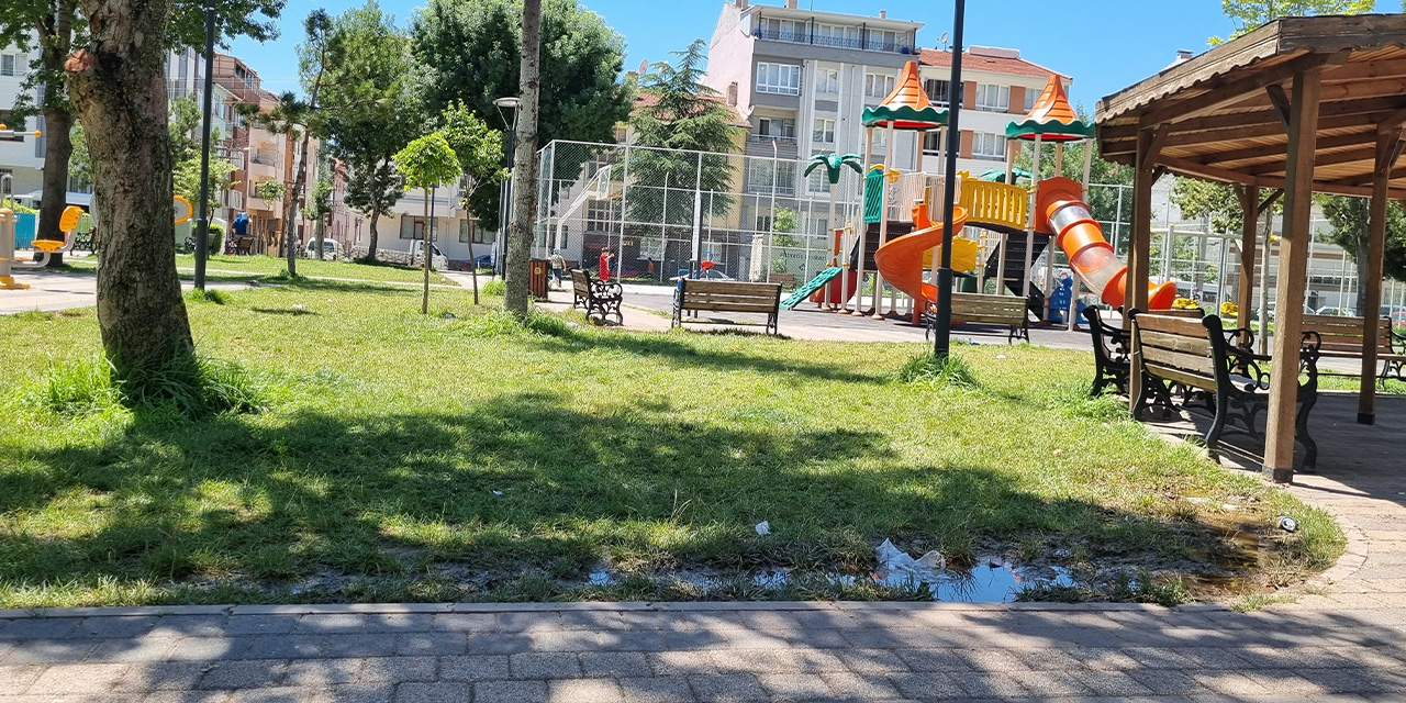 Kurtuluş Parkı’nın bakımsız hali vatandaşlardan tepki topladı