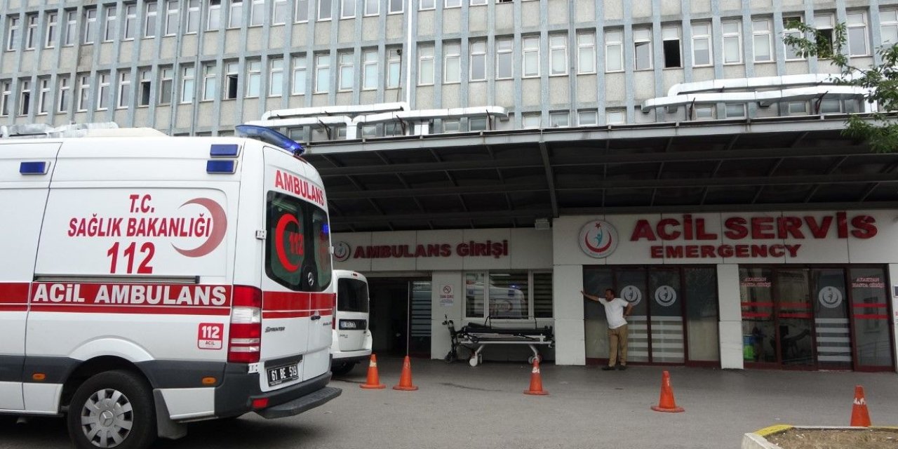 Doktora şiddet devam ediyor: Diz kapağını kırdılar!