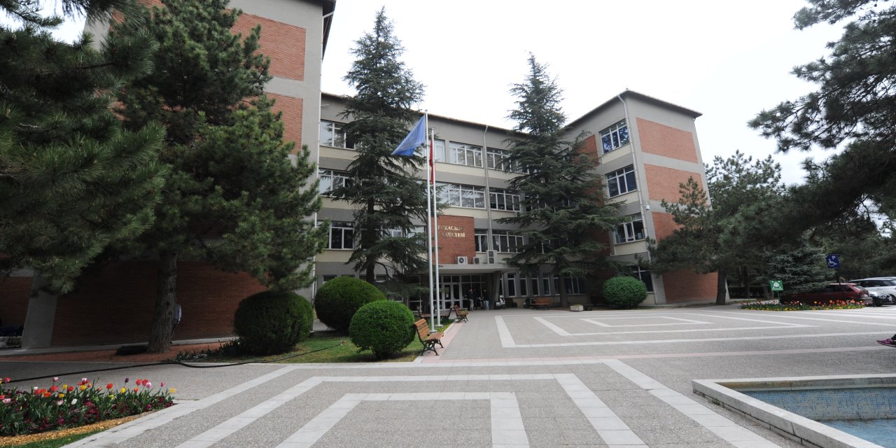 Geleceğin eczacıları Anadolu Üniversitesi'ni tercih ediyor