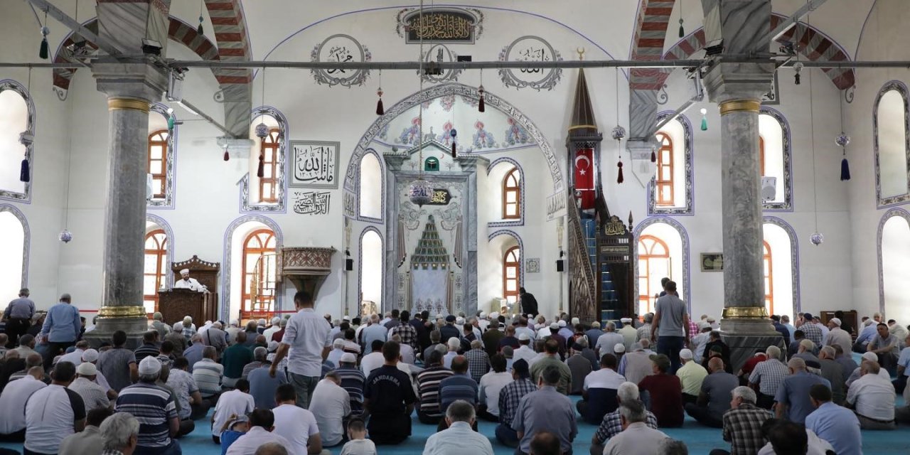 15 Temmuz şehitleri için mevlit programı düzenlendi