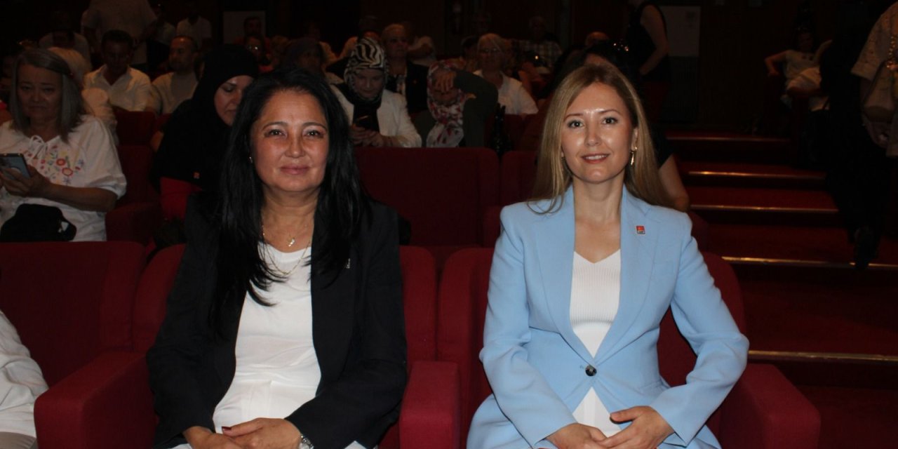 Eskişehir CHP'de kadın kolları kongresi tamamlandı! İşte kazanan...