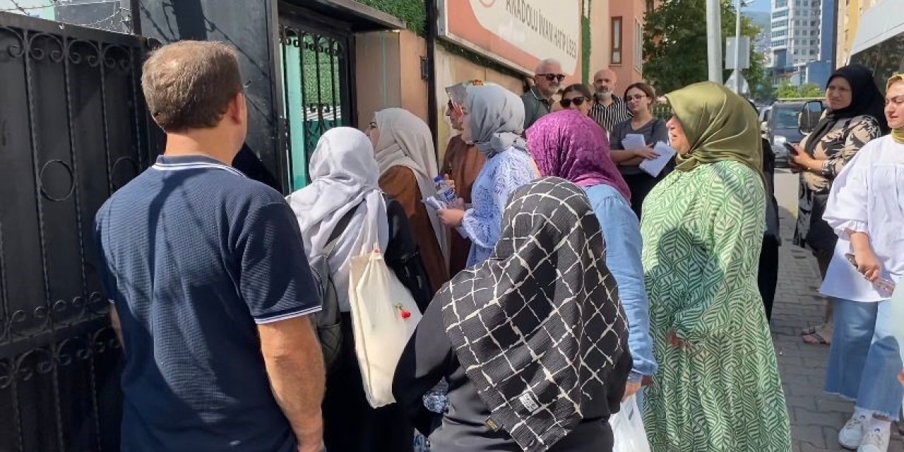Bursa’da KPSS'ye yine geç kaldılar