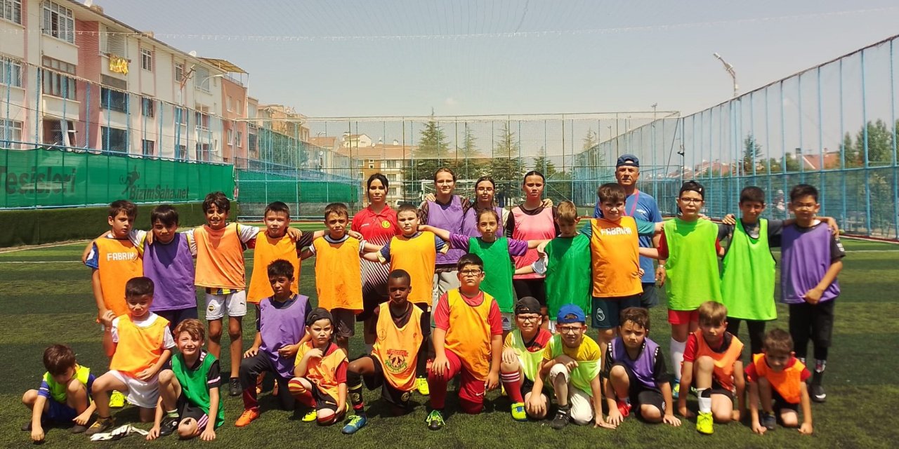 Öncüspor yurt dışına açılıyor