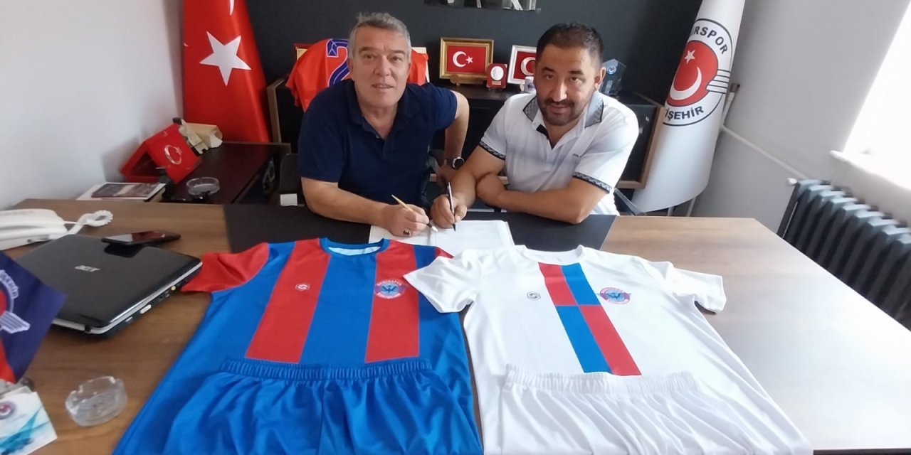Eskişehir Demirspor Haksöz Sportif ile yeniden anlaştı