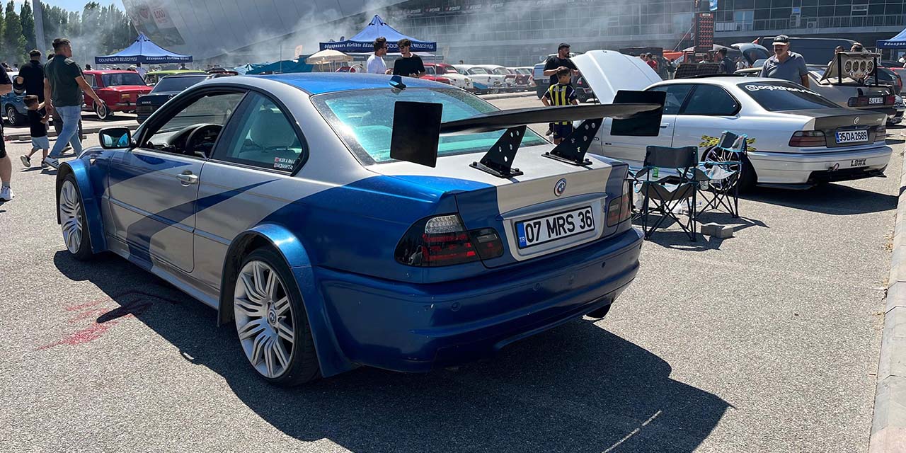 Eskişehir'de modifiyeli araç şenliği