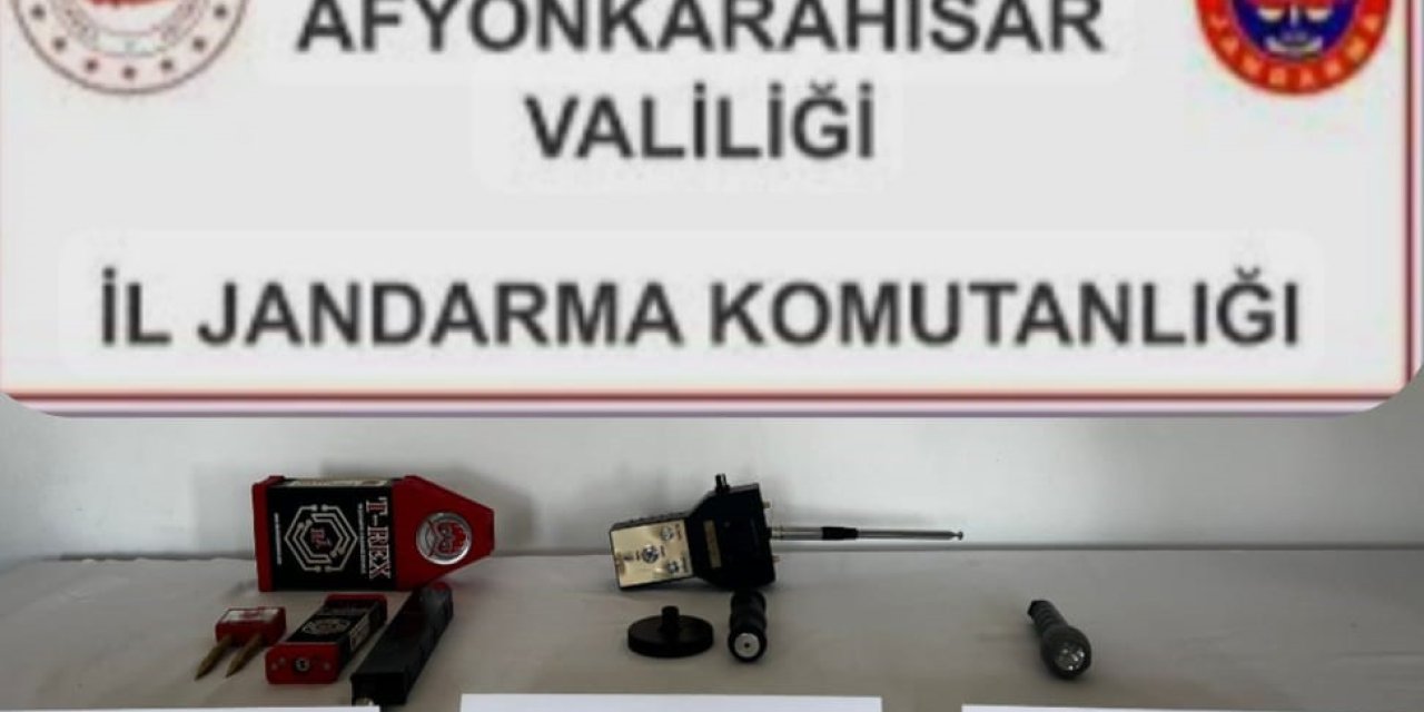 Define avcıları jandarmayı görünce kaçtı
