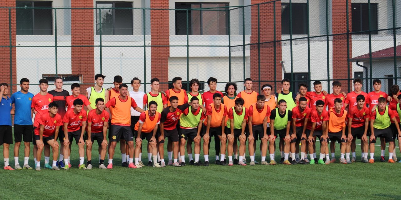 Eskişehirspor U19 17 Ağustos’u bekliyor