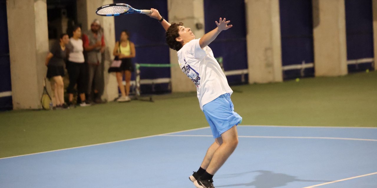 Tenis Turnuvası lansman maçlarıyla başladı