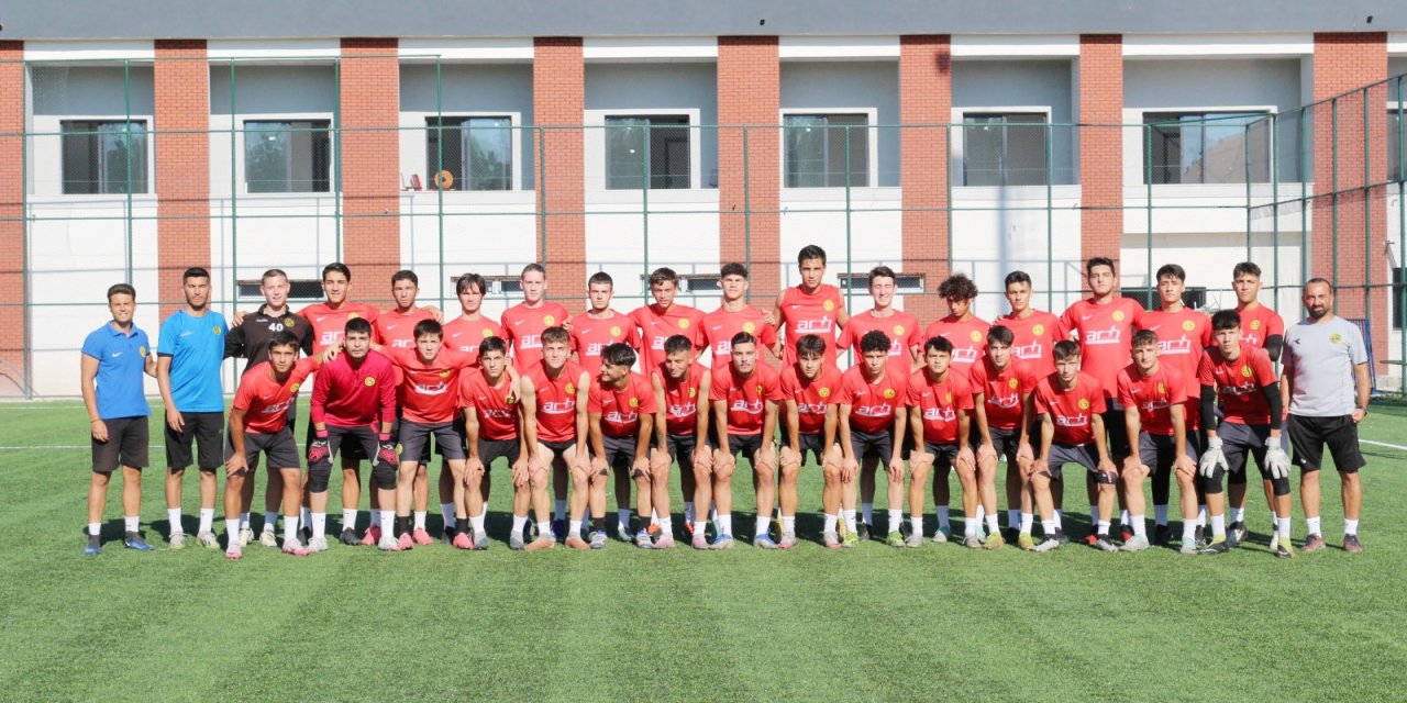 Es-Es gençleri geri sayımda