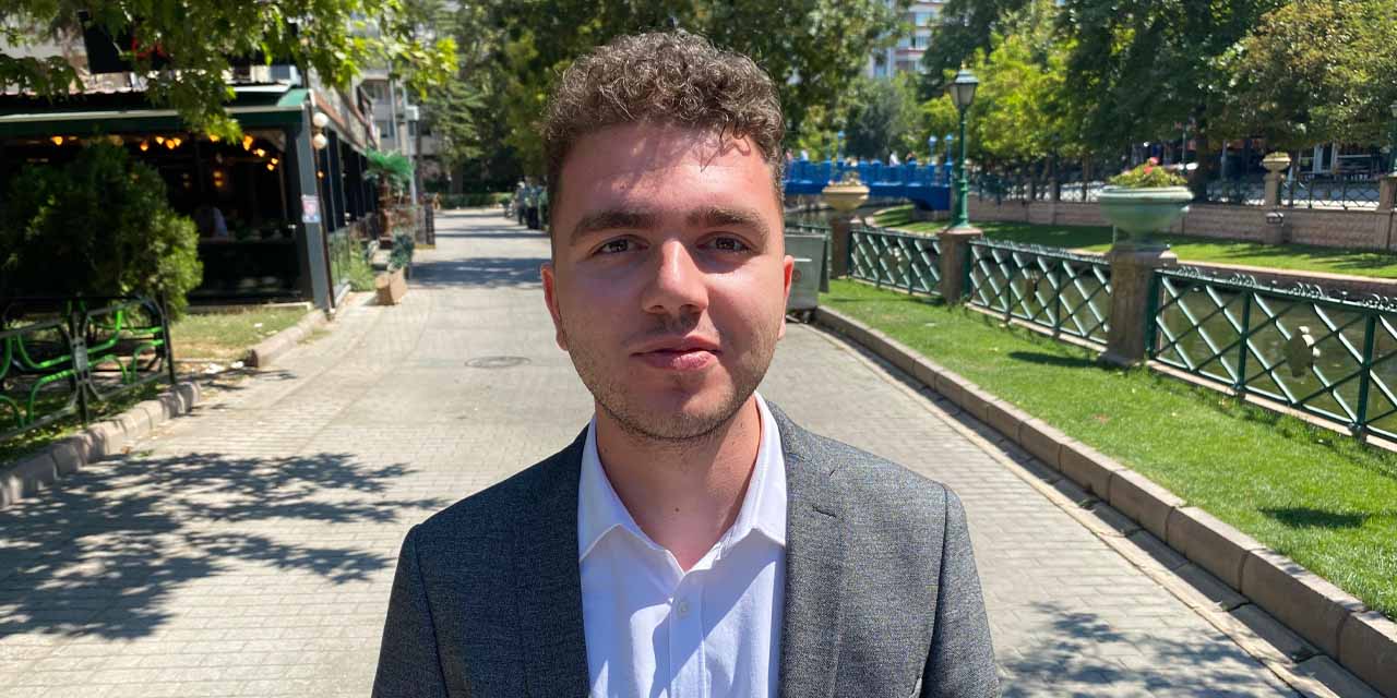 CHP'li aday Berk Doğdu Tepebaşı'ndaki gençlere seslendi