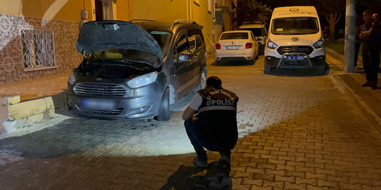 Eskişehir'de aynı aracı 4 gün arayla ikinci kez kundakladılar