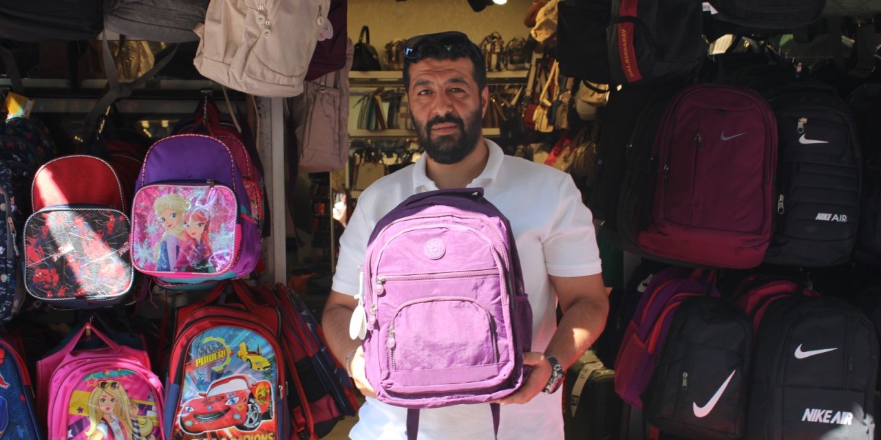 Eskişehir'de okul alışverişi bütçeleri sarsıyor
