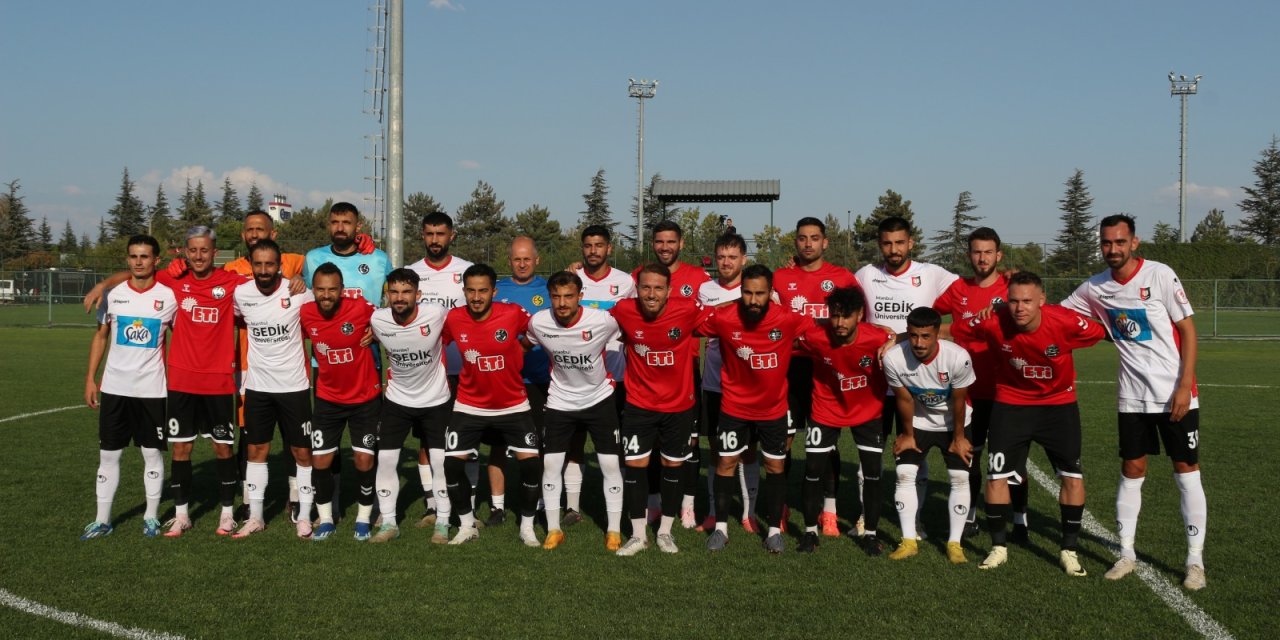 Eskişehirspor özel maçta 3'ledi
