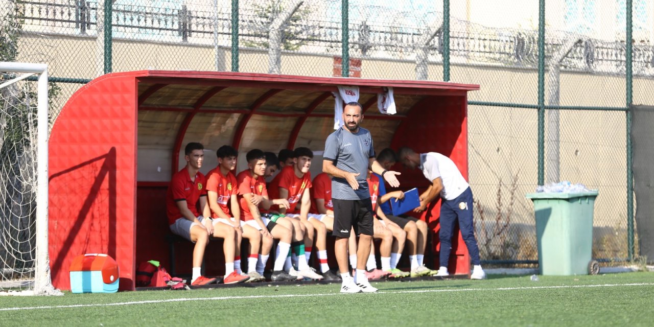 Eskişehirspor U19 ekibi 3 maçta 7 puan topladı