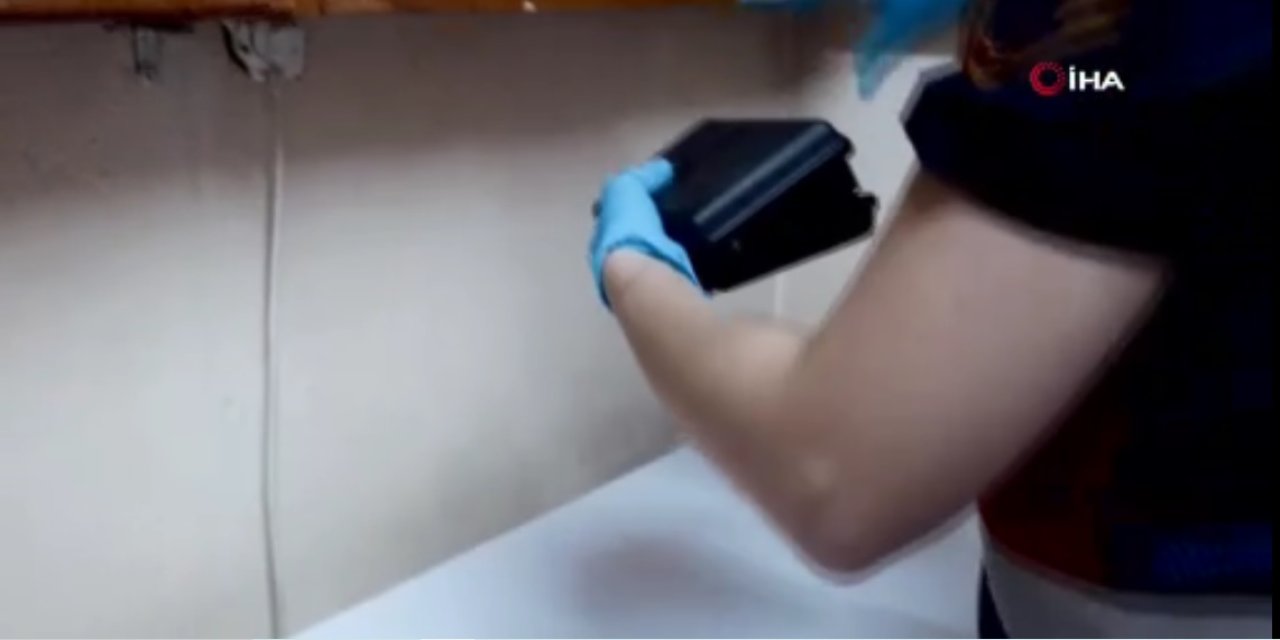 Afyonkarahisar’da jandarma aradığı silahları işte böyle buldu