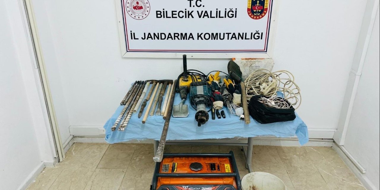 Kaçak kazı yaparken suçüstü yakalandı!