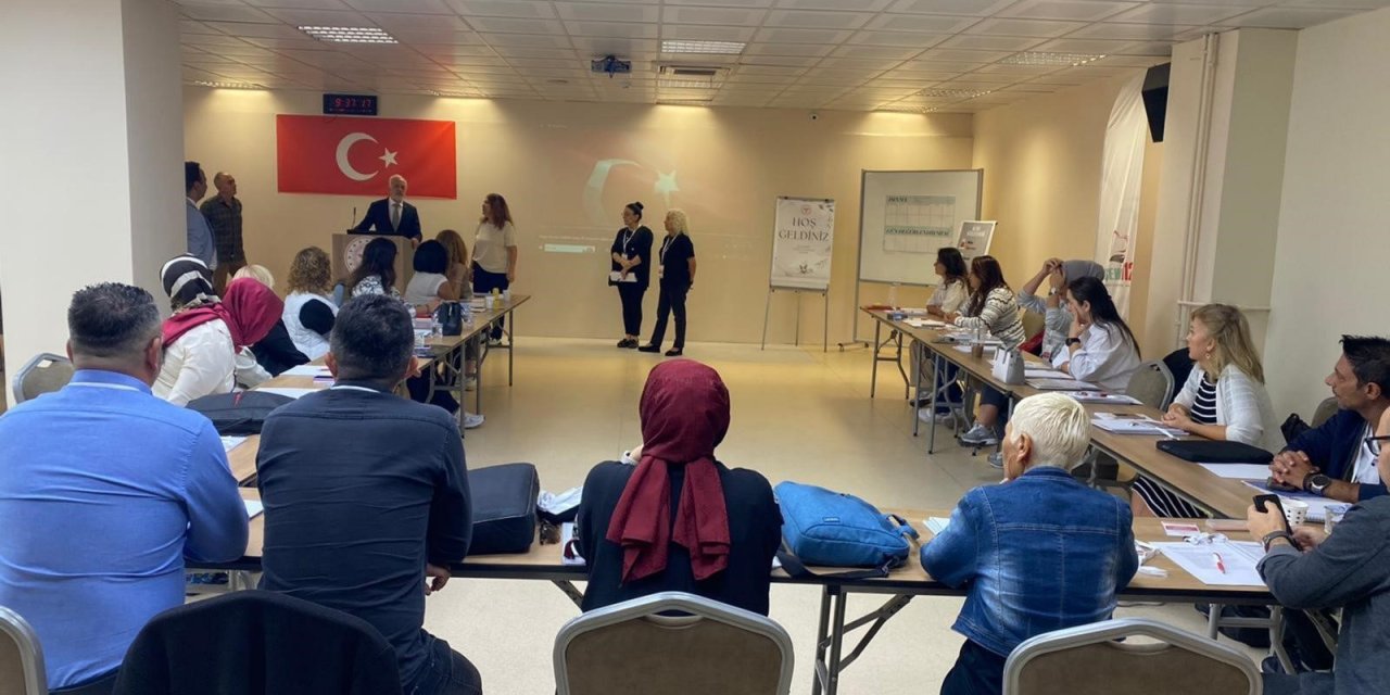 Eskişehir'de 'İlkyardım Eğitici Eğitmeni Eğitimi' programı başladı