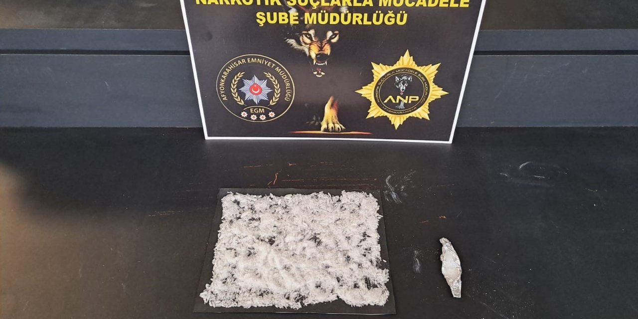 Afyon'da durdurulan araçtan uyuşturucu çıktı!